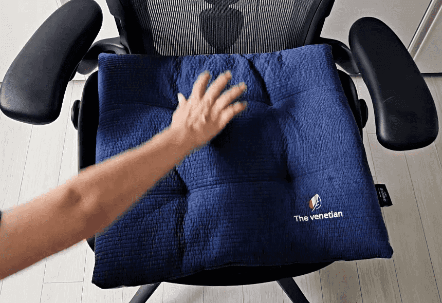 cushion_02.gif